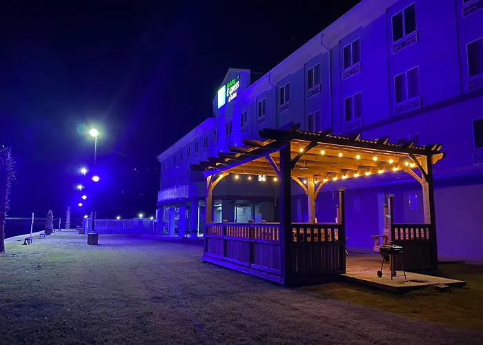 Holiday Inn Express Port Lavaca By Ihg